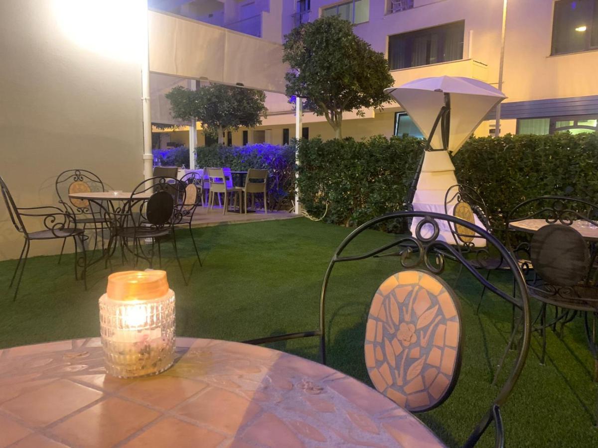 Hotel Des Bains Cattolica Ngoại thất bức ảnh