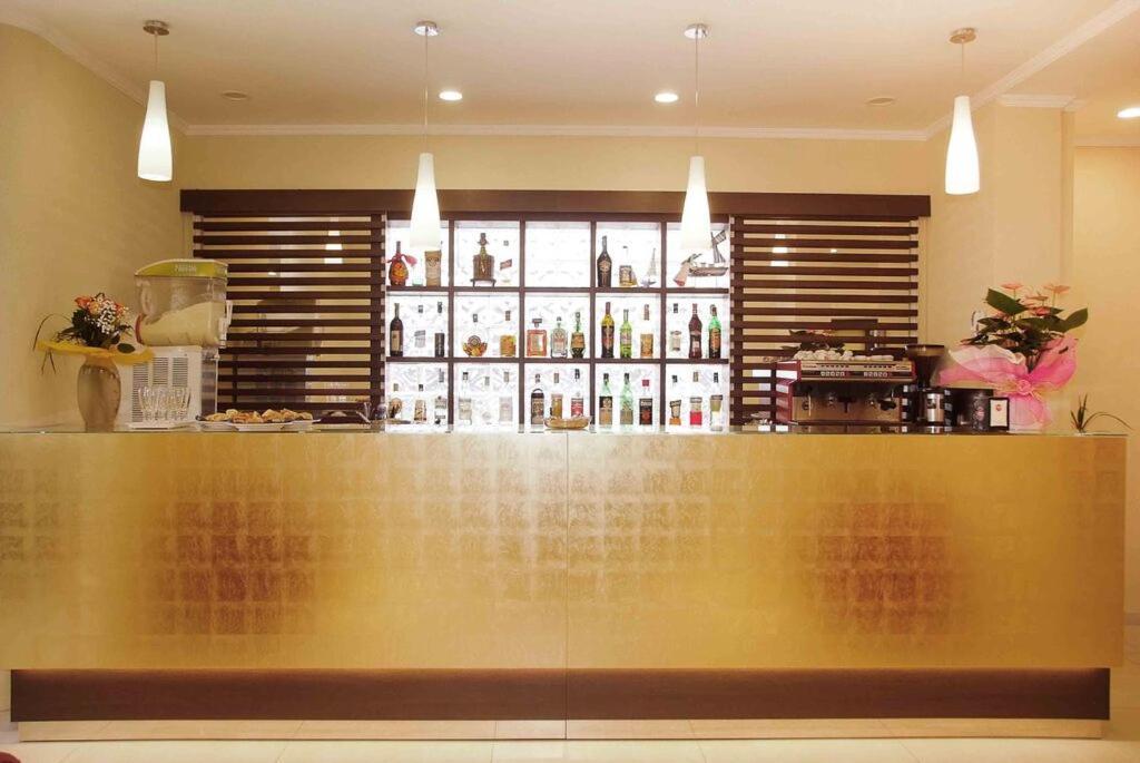 Hotel Des Bains Cattolica Ngoại thất bức ảnh