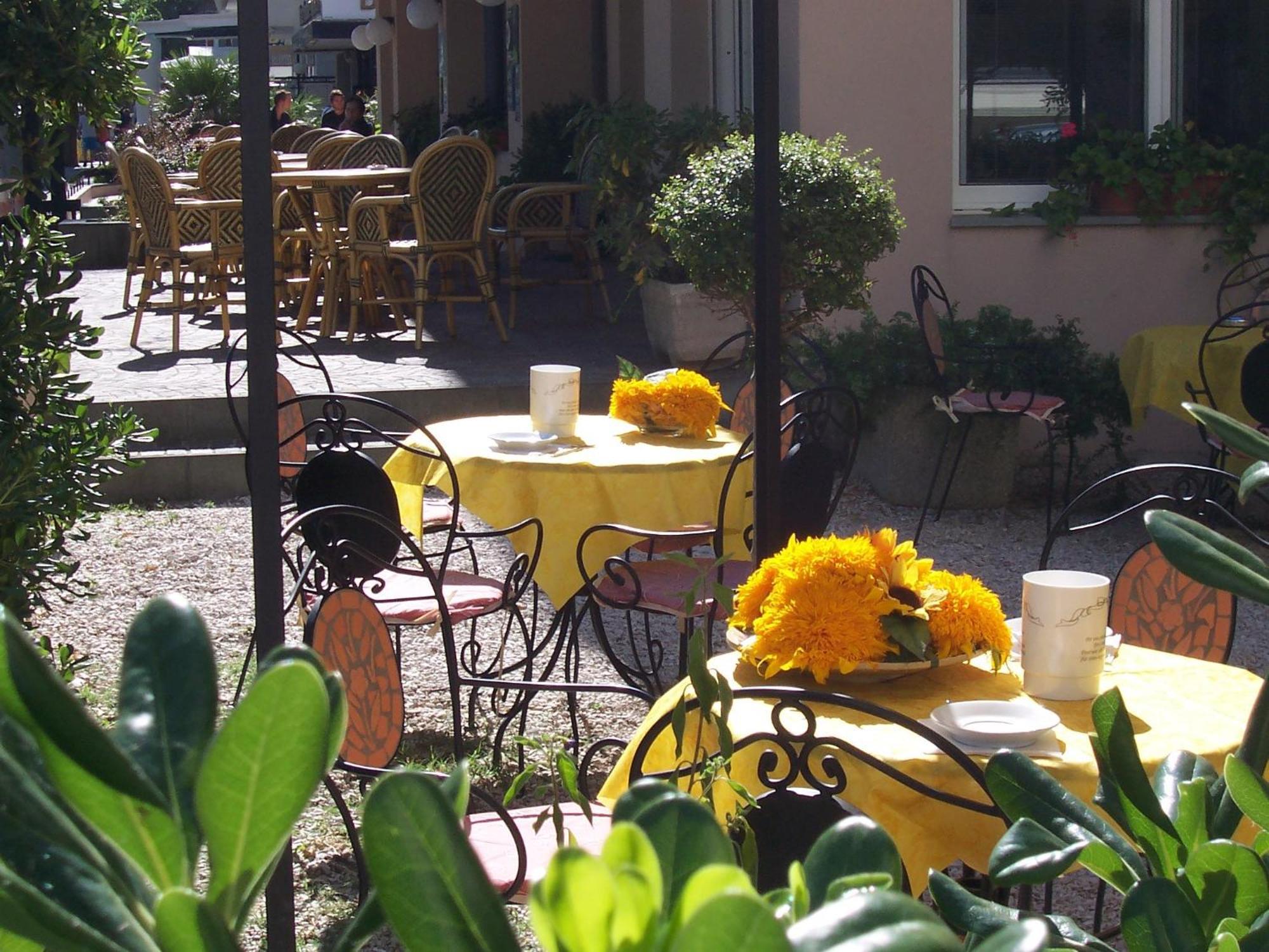 Hotel Des Bains Cattolica Ngoại thất bức ảnh