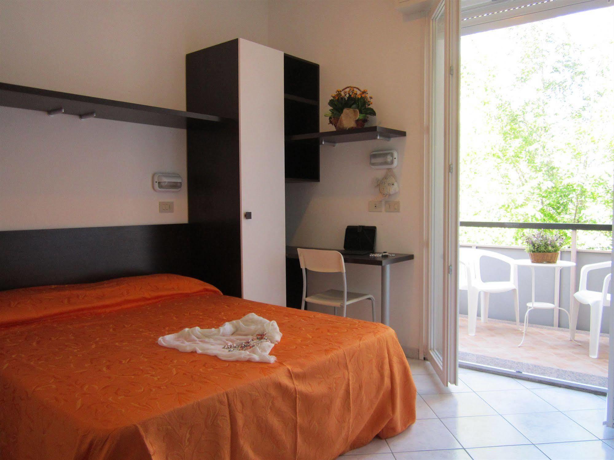 Hotel Des Bains Cattolica Ngoại thất bức ảnh
