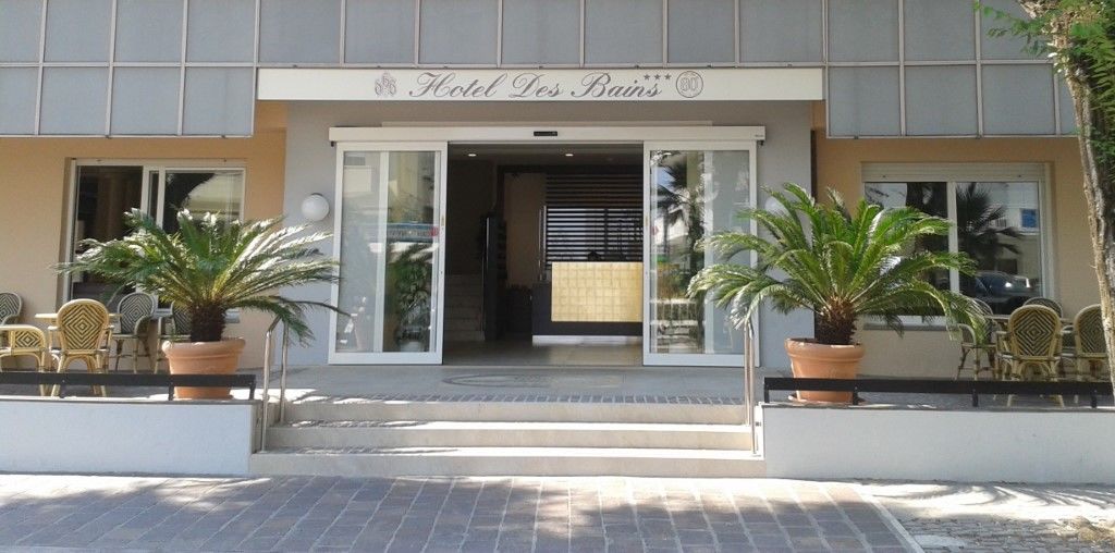 Hotel Des Bains Cattolica Ngoại thất bức ảnh