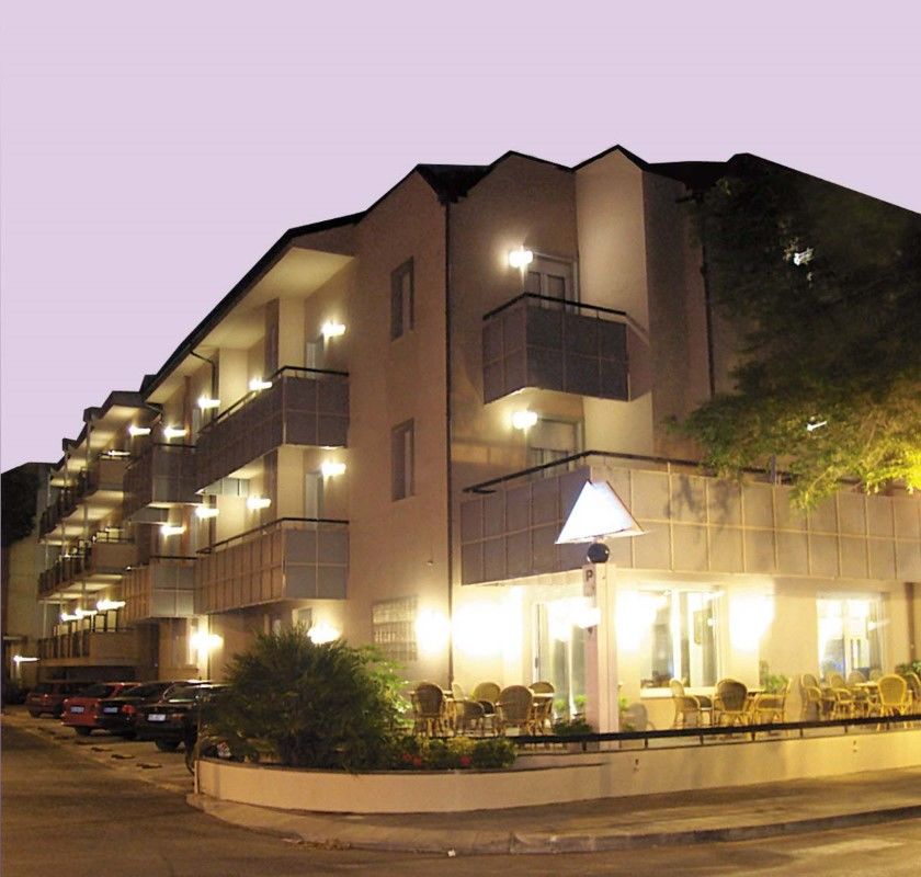 Hotel Des Bains Cattolica Ngoại thất bức ảnh